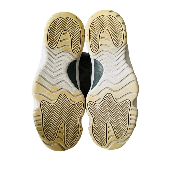 Nike Air Jordan Future Low Grey Mist White Size 12 Sneakers Shoes 718948-003 - Picture 7 of 9